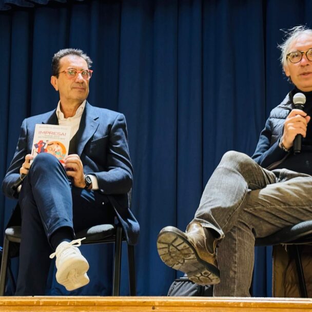 PRESENTAZIONE LIBRO IMPRESA AL LICEO SPORTIVO DELLE CANOSSIANE A TREVISO